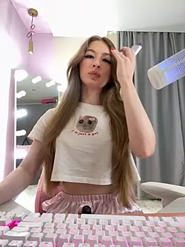 Snapshot of your_girl_next_door chatting on October 2025 03:09:01 PM your girl next door online show from October 2025 03:09:01 PM