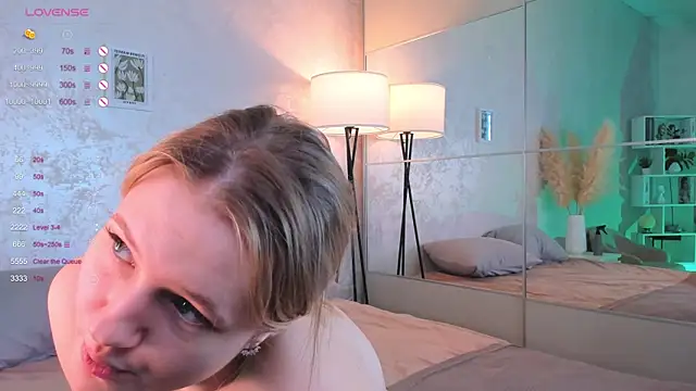 Snapshot of MaydaFoulk chatting on March 2025 05:25:01 AM MaydaFoulk online show from March 2025 05:25:01 AM