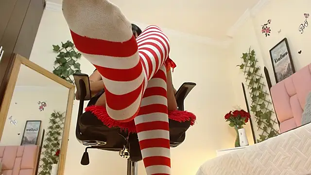 isabela ferrer  online show from January 2025 04:19:01 PM