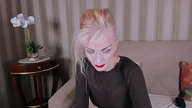 Snapshot of Rita_Farel chatting on March 2026 09:21:01 PM Rita Farel online show from March 2026 09:21:01 PM