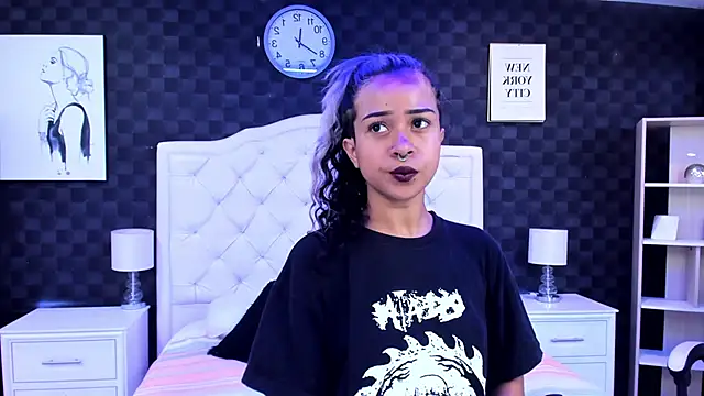 Snapshot of rave_connor chatting on December 2024 07:07:02 PM rave connor online show from December 2024 07:07:02 PM