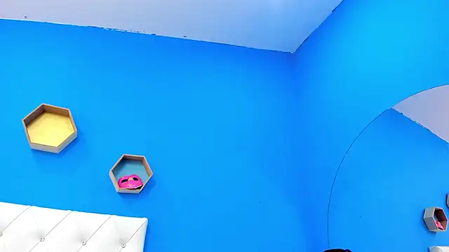 Snapshot of rave_connor chatting on February 2025 05:01:02 PM rave connor online show from February 2025 05:01:02 PM