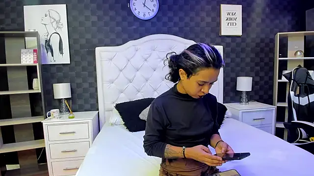 Snapshot of rave_connor chatting on March 2025 07:03:02 PM rave connor online show from March 2025 07:03:02 PM