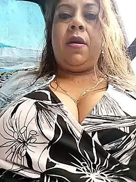 Laura-Hernandez online show from February 2025 03:26:01 PM