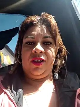 Laura-Hernandez online show from May 2026 02:56:01 PM