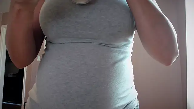 bigb00tyjudyyX online show from August 2026 04:43:01 PM