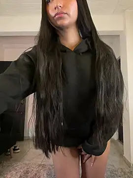 Snapshot of aly_golden_ chatting on March 2025 06:41:02 AM aly golden online show from March 2025 06:41:02 AM