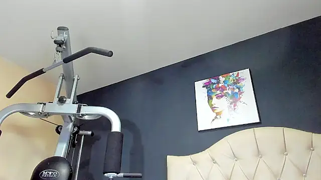 Kenia Fox online show from March 2025 07:14:02 AM