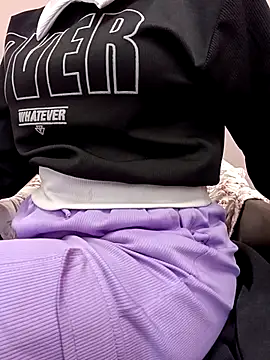 Snapshot of Ananya_34 chatting on March 2025 09:43:01 AM Ananya 34 online show from March 2025 09:43:01 AM