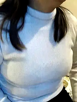 Snapshot of QueenHaryana chatting on November 2025 06:52:01 AM QueenHaryana online show from November 2025 06:52:01 AM