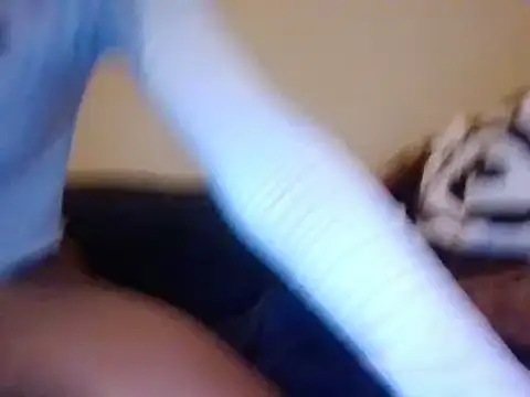 Snapshot of lisa_larry88 chatting on January 2025 10:37:01 PM lisa larry88 online show from January 2025 10:37:01 PM