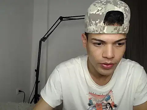 SWEET MIGUEL online show from October 2025 11:44:02 PM