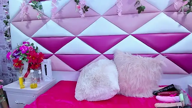 SalmaSantos online show from September 2025 03:08:02 AM