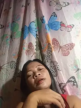 880HOT online show from June 2026 12:10:01 PM