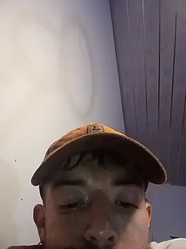Aaronkiller online show from June 2026 04:34:01 AM
