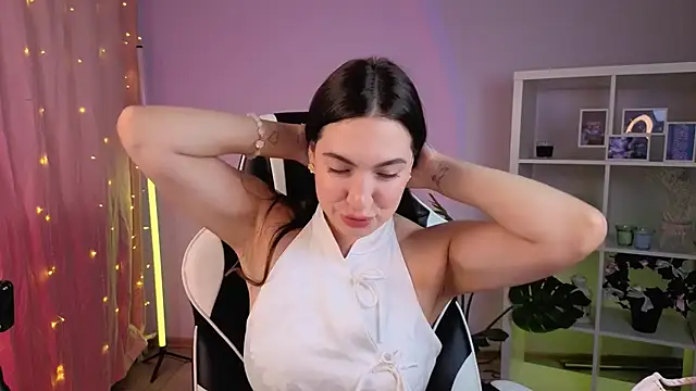 MelissaLovvv online show from June 2026 04:13:02 AM