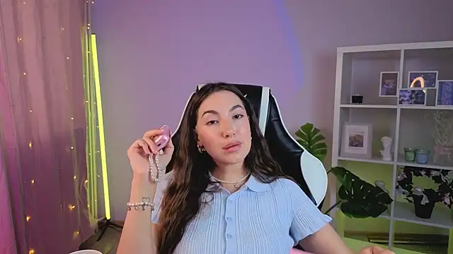 MelissaLovvv online show from July 2026 06:47:02 AM