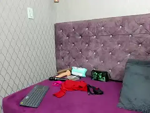 Snapshot of VALENTINA3x chatting on March 2025 03:13:02 AM VALENTINA3x online show from March 2025 03:13:02 AM