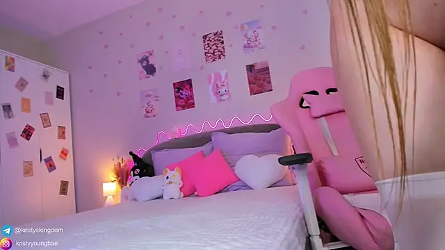 Snapshot of Kate_Clover chatting on February 2025 10:40:02 AM Kate Clover online show from February 2025 10:40:02 AM