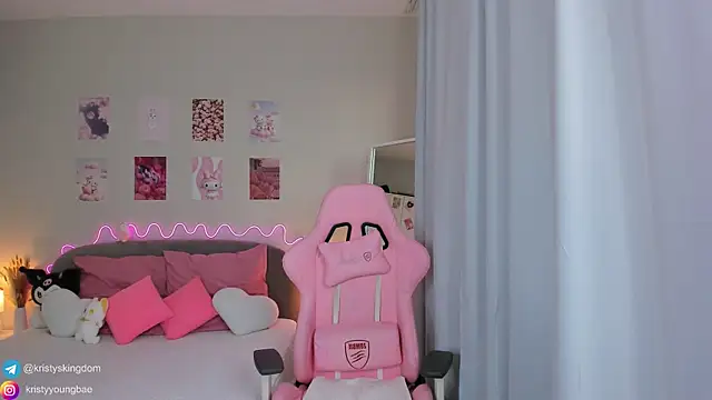 Snapshot of Kate_Clover chatting on March 2025 04:35:01 AM Kate Clover online show from March 2025 04:35:01 AM