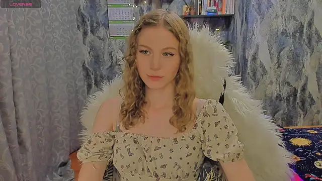 JuxxxsyBunx online show from September 2025 04:56:01 PM