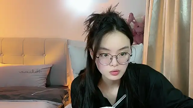 Fairy-HF online show from January 2025 12:21:01 PM