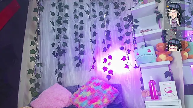 Snapshot of tokito_mitsuri chatting on November 2025 12:48:02 PM tokito mitsuri online show from November 2025 12:48:02 PM