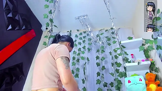 Snapshot of tokito_mitsuri chatting on December 2025 12:47:02 PM tokito mitsuri online show from December 2025 12:47:02 PM