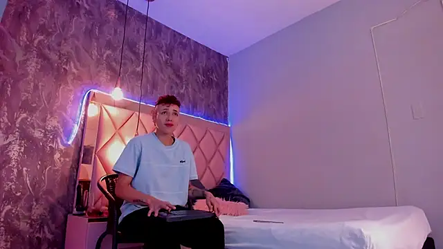 megan 100 online show from January 2025 06:56:01 PM