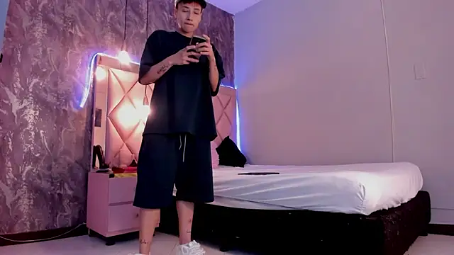 megan 100 online show from January 2025 07:07:02 PM