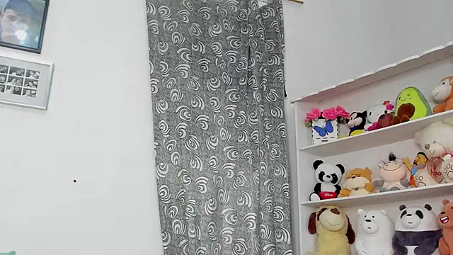 megan 100 online show from February 2026 04:33:01 PM