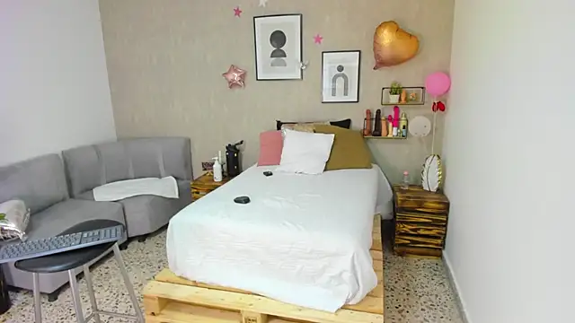 Snapshot of afrodita_martinez chatting on February 2025 08:58:02 PM afrodita martinez online show from February 2025 08:58:02 PM