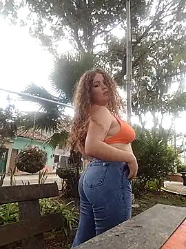 Mia fooxx  online show from January 2025 07:43:01 PM