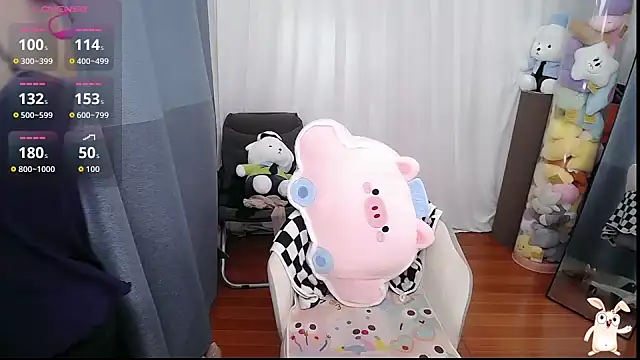 Snapshot of CN-Doudou chatting on September 2025 02:33:01 AM CN-Doudou online show from September 2025 02:33:01 AM