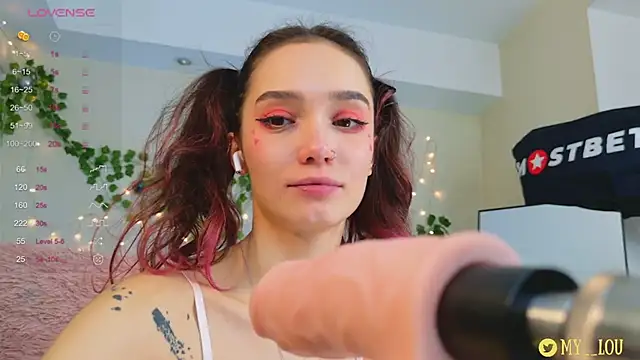 MyLou  online show from January 2025 07:06:02 PM