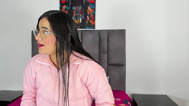 Dulce amg online show from February 2025 12:28:01 PM