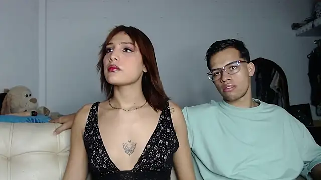 alexandra lorens online show from September 2025 03:01:01 AM