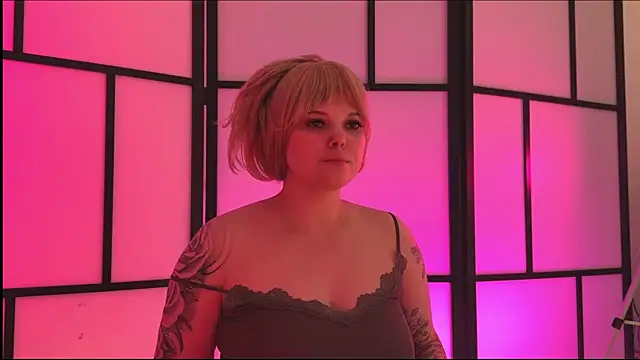 LikaBerry1 online show from June 2026 11:05:01 PM