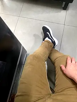 Snapshot of Hjsjsjsjjd chatting on November 2025 12:38:02 PM Hjsjsjsjjd online show from November 2025 12:38:02 PM