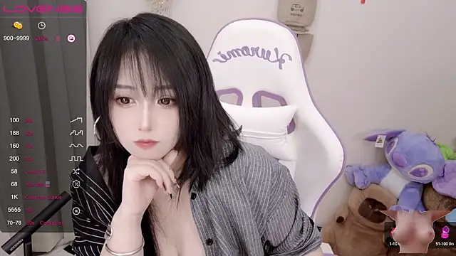 Snapshot of Vaness-a chatting on February 2025 01:36:01 AM Vaness-a online show from February 2025 01:36:01 AM