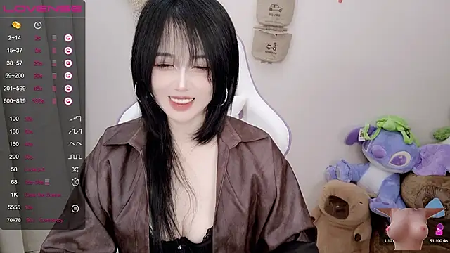 Snapshot of Vaness-a chatting on March 2025 04:11:01 PM Vaness-a online show from March 2025 04:11:01 PM