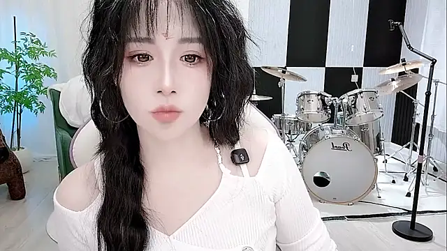 Snapshot of Vaness-a chatting on September 2025 03:45:02 PM Vaness-a online show from September 2025 03:45:02 PM