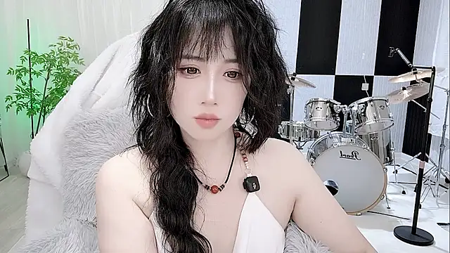 Snapshot of Vaness-a chatting on October 2025 03:23:02 PM Vaness-a online show from October 2025 03:23:02 PM