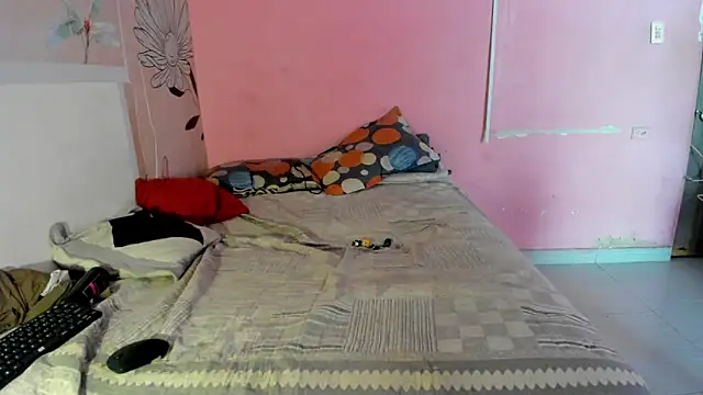 bigblackhotx1 online show from May 2026 05:17:02 PM