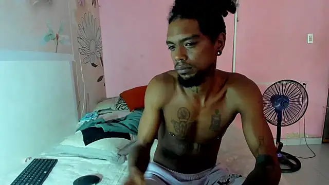 bigblackhotx1 online show from May 2026 12:56:01 PM