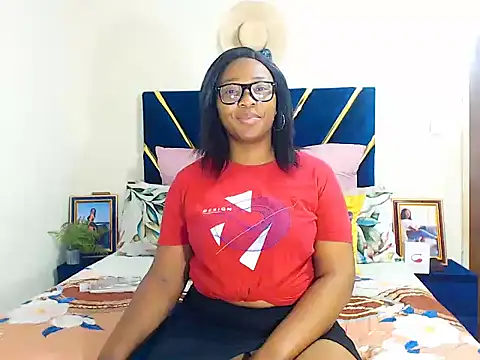 Snapshot of veronica1xxx chatting on October 2025 07:14:02 PM veronica1xxx online show from October 2025 07:14:02 PM