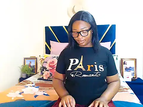 Snapshot of veronica1xxx chatting on October 2025 08:08:02 PM veronica1xxx online show from October 2025 08:08:02 PM