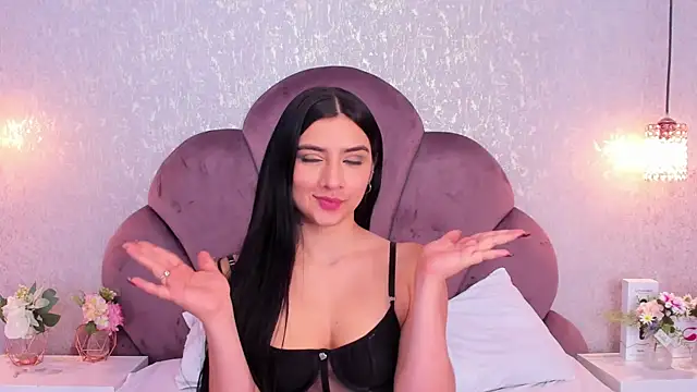 Snapshot of Harper-Avary chatting on March 2025 09:12:02 PM Harper-Avary online show from March 2025 09:12:02 PM