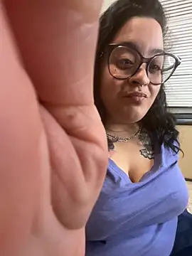 tillymarie34 online show from February 2026 02:53:01 AM