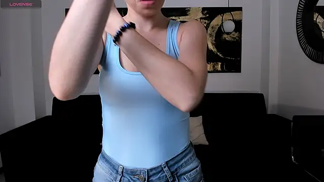 StacyWoods online show from May 2026 11:38:01 AM